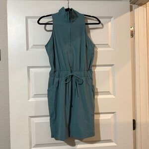 Chic Sleeveless Teal Activewear Dress